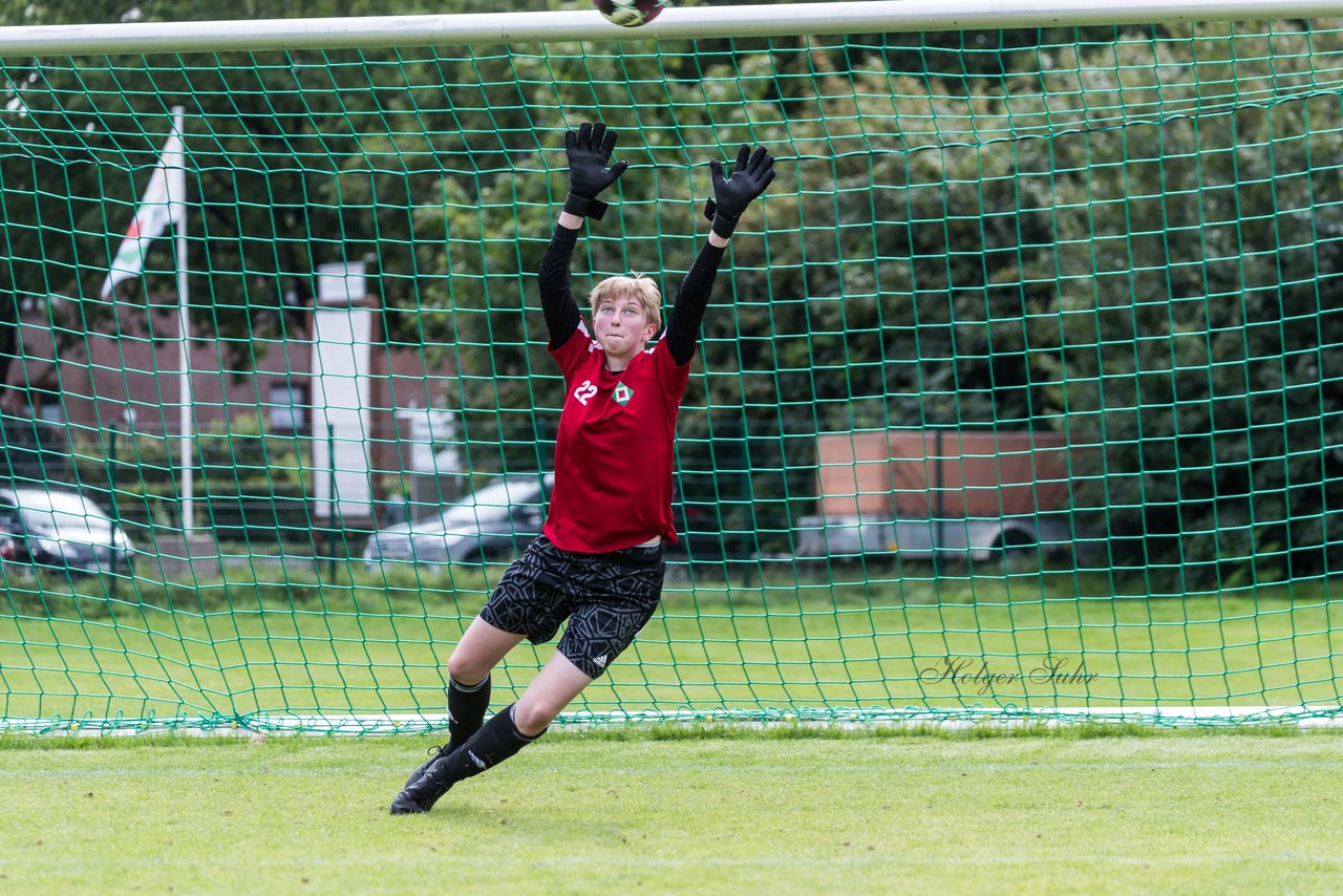 Bild 114 - F SV Boostedt - SV Fortuna St. Juergen : Ergebnis: 2:1